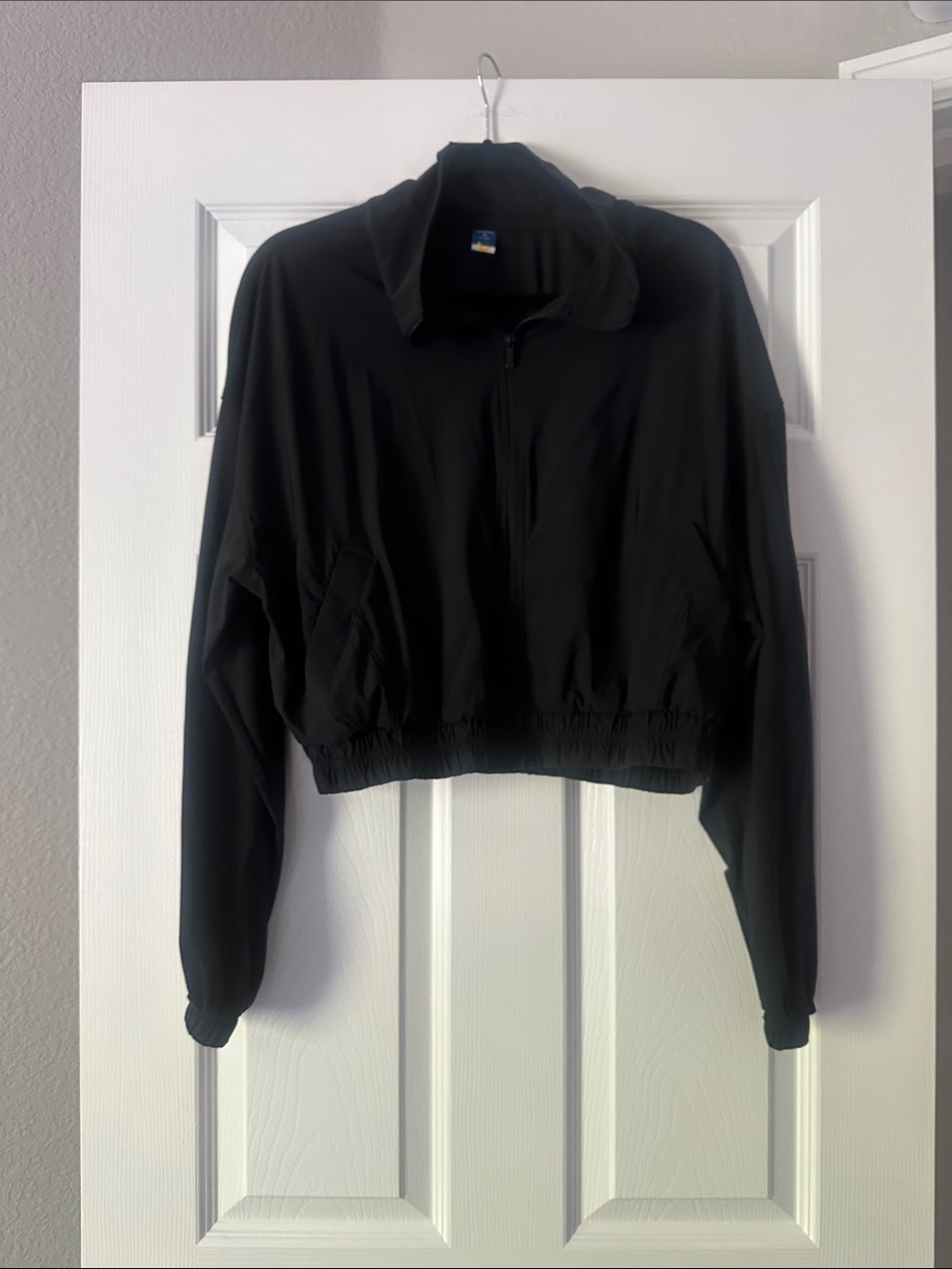 Old Navy Black Cropped sleek tech Jacket with Zip